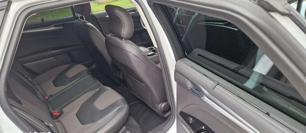 Ford Mondeo cena 57900 przebieg: 108859, rok produkcji 2016 z Grybów małe 326